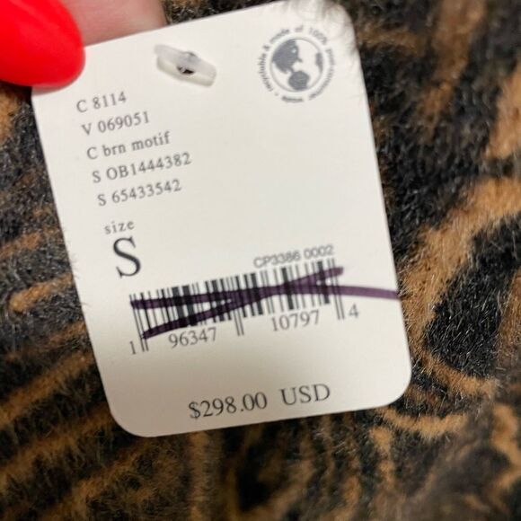 Free People Long Animal Cardi in a tiger print outer shell size S - Picture 8 of 12